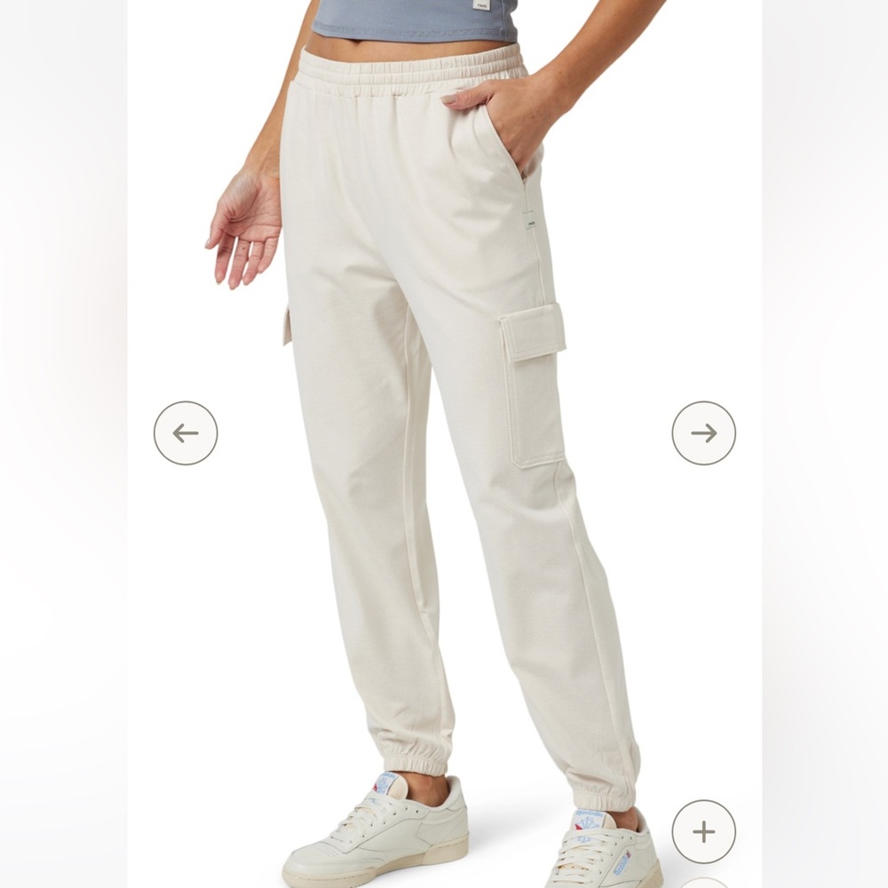 Vuori Boyfriend Cargo Joggers